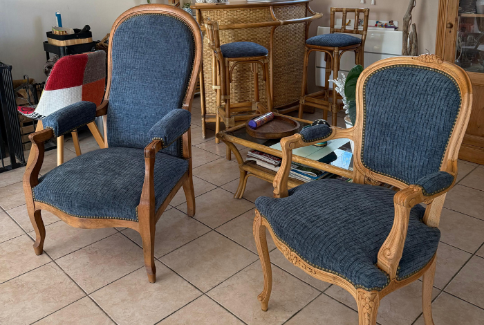 Tapissage de chaises et tabourets à Saint Remy de Provence